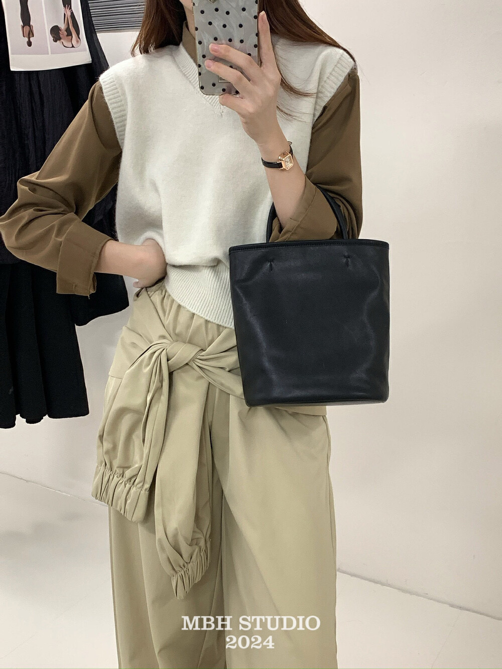 MBH Vegetable-Tanned Top-Grain Leather Handmade Bucket Bag Crossbody Handbag with Strap - Image 3
