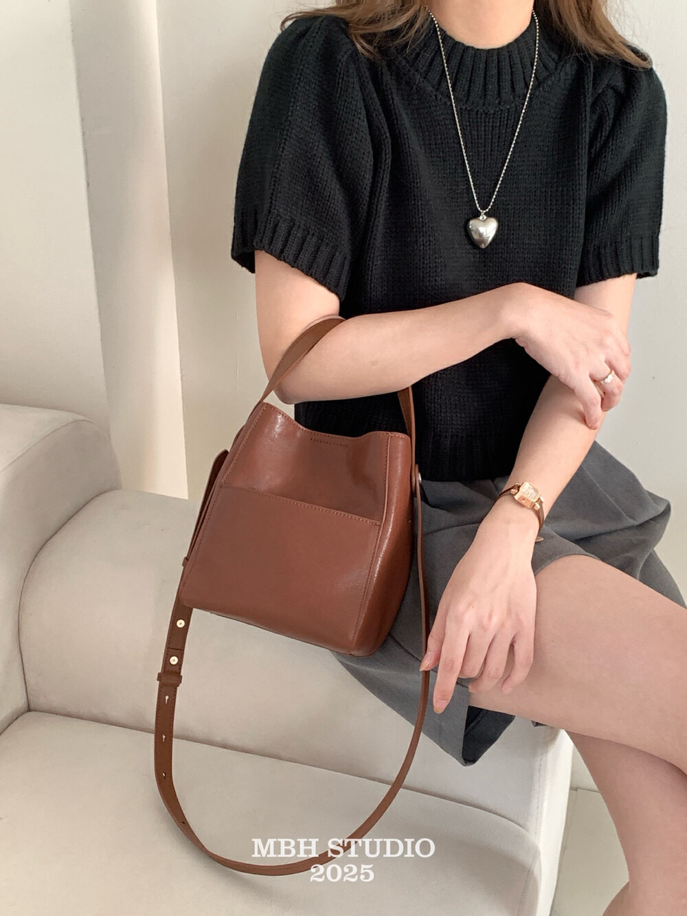 MBH Vegetable-Tanned Leather Bucket Bag Minimalist Shoulder Crossbody - Image 2