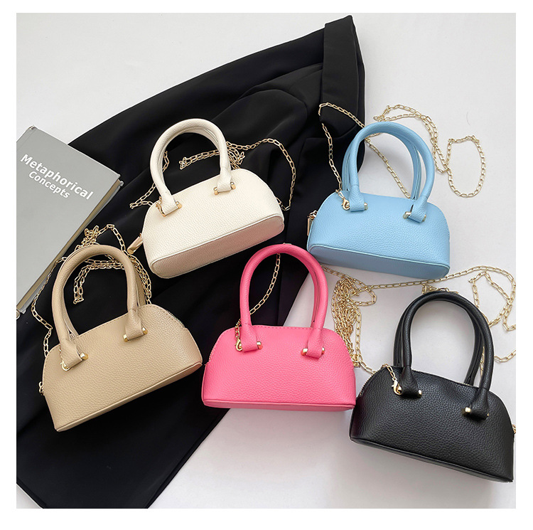 Minimalist Shell Shoulder Crossbody Handbag with Chain 2025