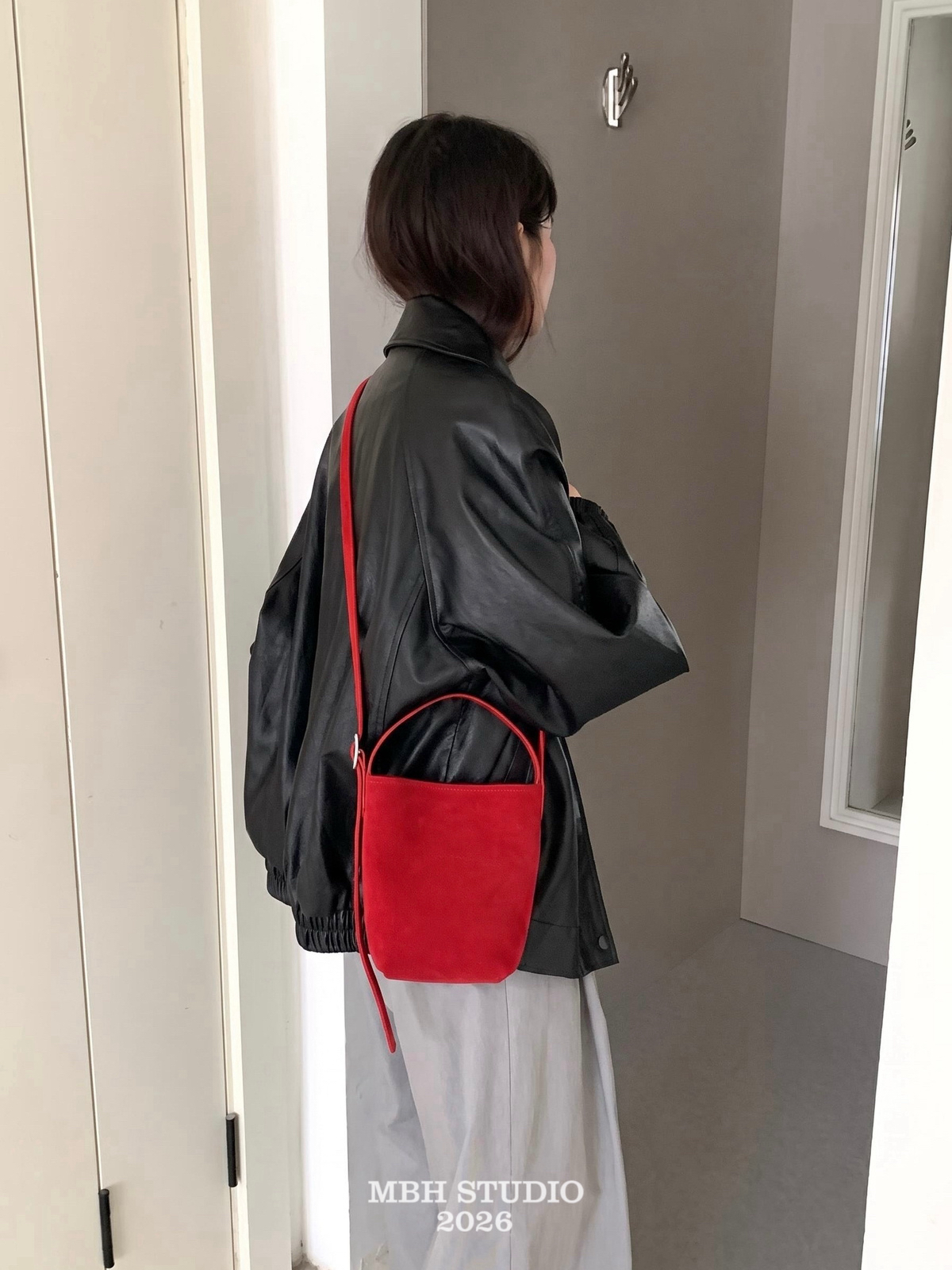 MBH Suede Phone Bag Minimalist Solid Color Handbag Crossbody Bag
