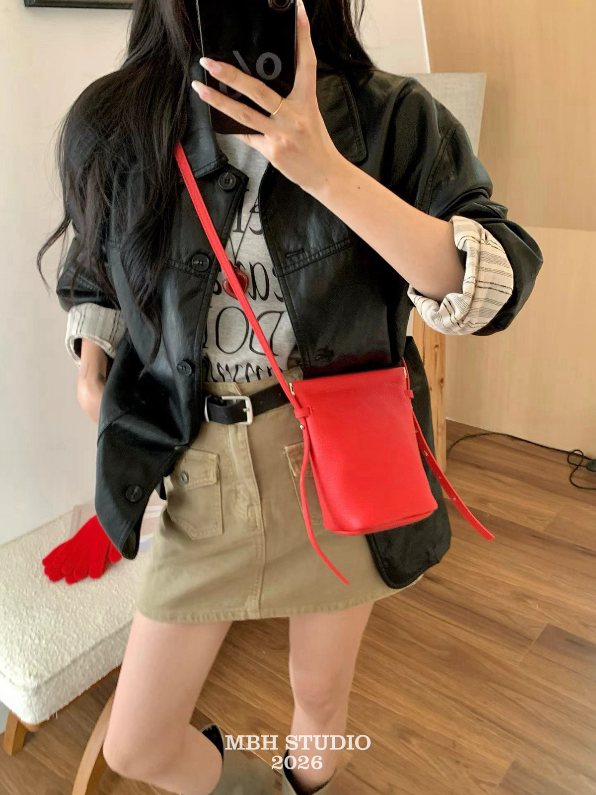 MBHtogo Leather Mini Phone Bag Magnetic Crossbody Bag - Image 3